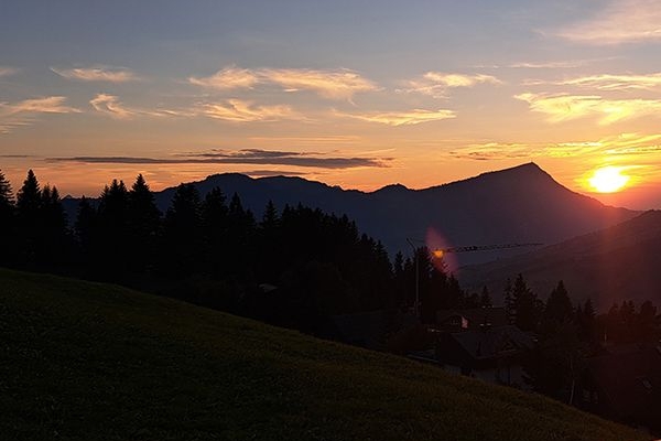 Sonnenunterganswanderung Hochstuckli
