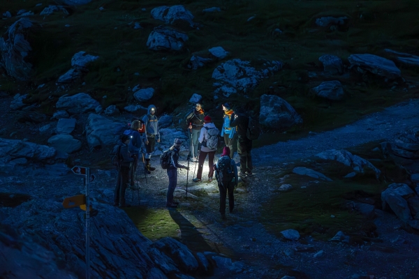 Gemmipass und Daubensee bei Nacht